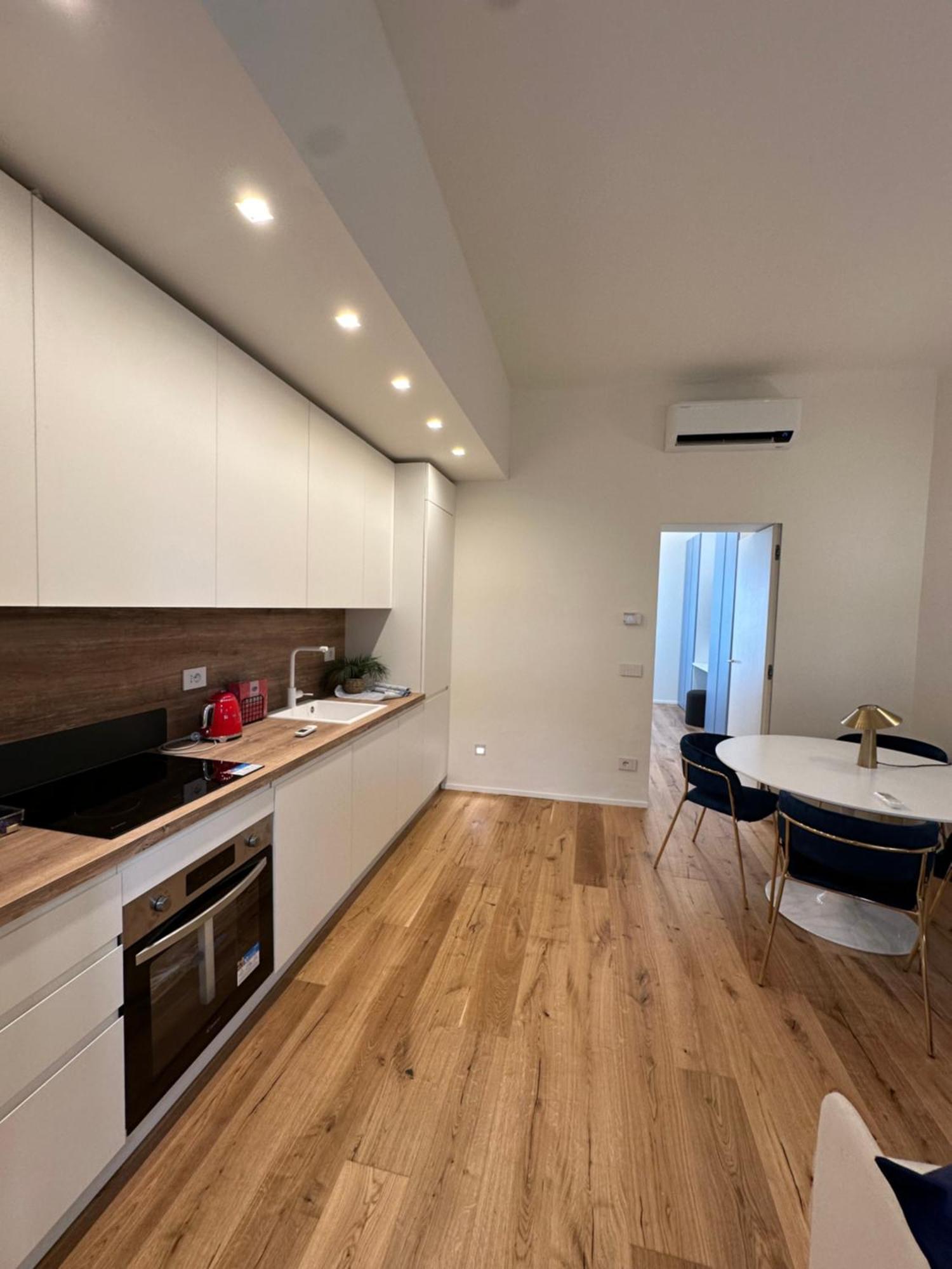 Private Apartment With Wi-Fi Milano City Near Duomo Atena מראה חיצוני תמונה