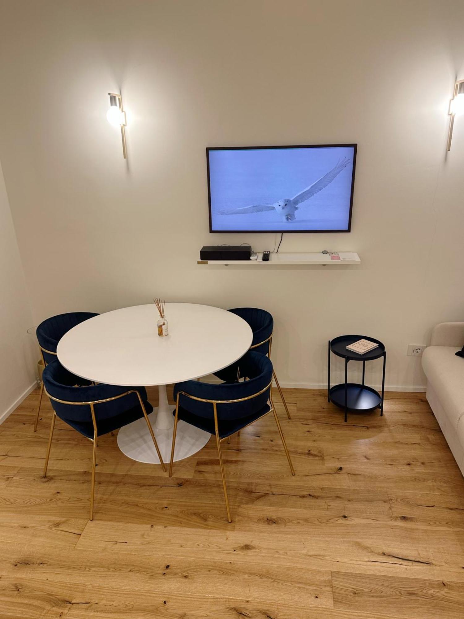 Private Apartment With Wi-Fi Milano City Near Duomo Atena מראה חיצוני תמונה