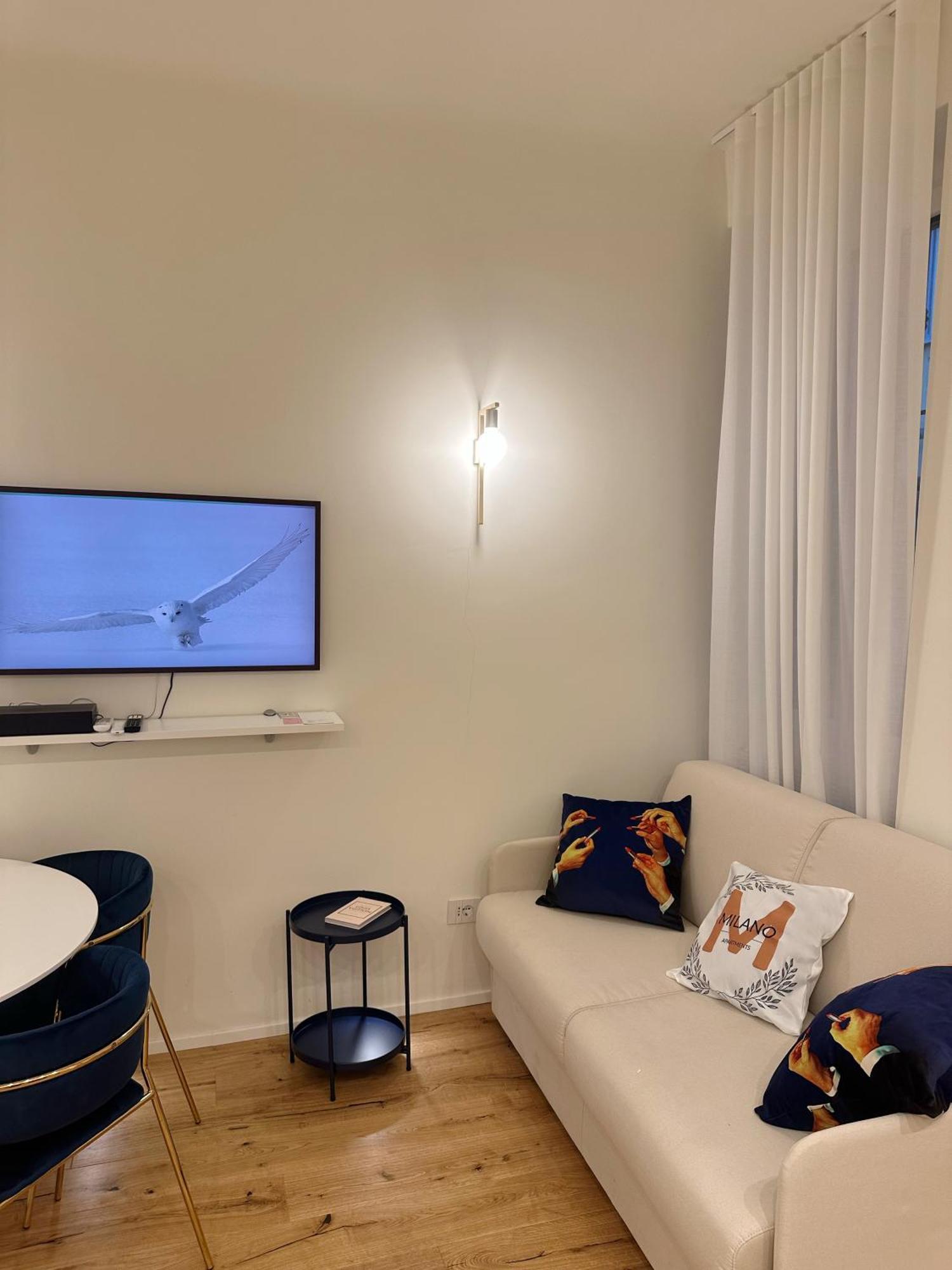 Private Apartment With Wi-Fi Milano City Near Duomo Atena מראה חיצוני תמונה